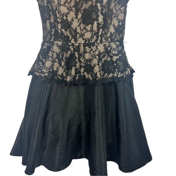Jessica Howard Black Lace Fit Flare Dress Size 8 - Picture 4 of 13